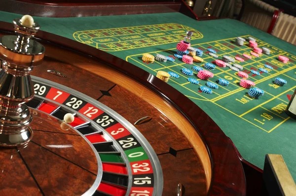nusa211 live-dealer table interface on mobile showing blackjack studio